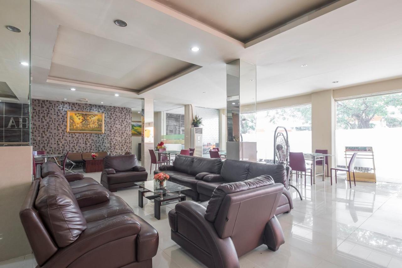 Agraha Andalas Hotel Μακασάρ Εξωτερικό φωτογραφία