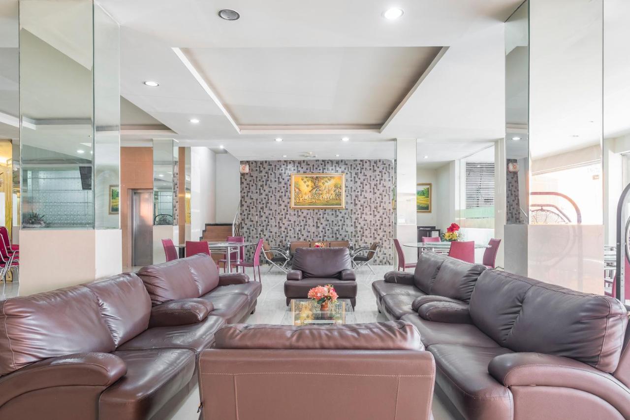 Agraha Andalas Hotel Μακασάρ Εξωτερικό φωτογραφία