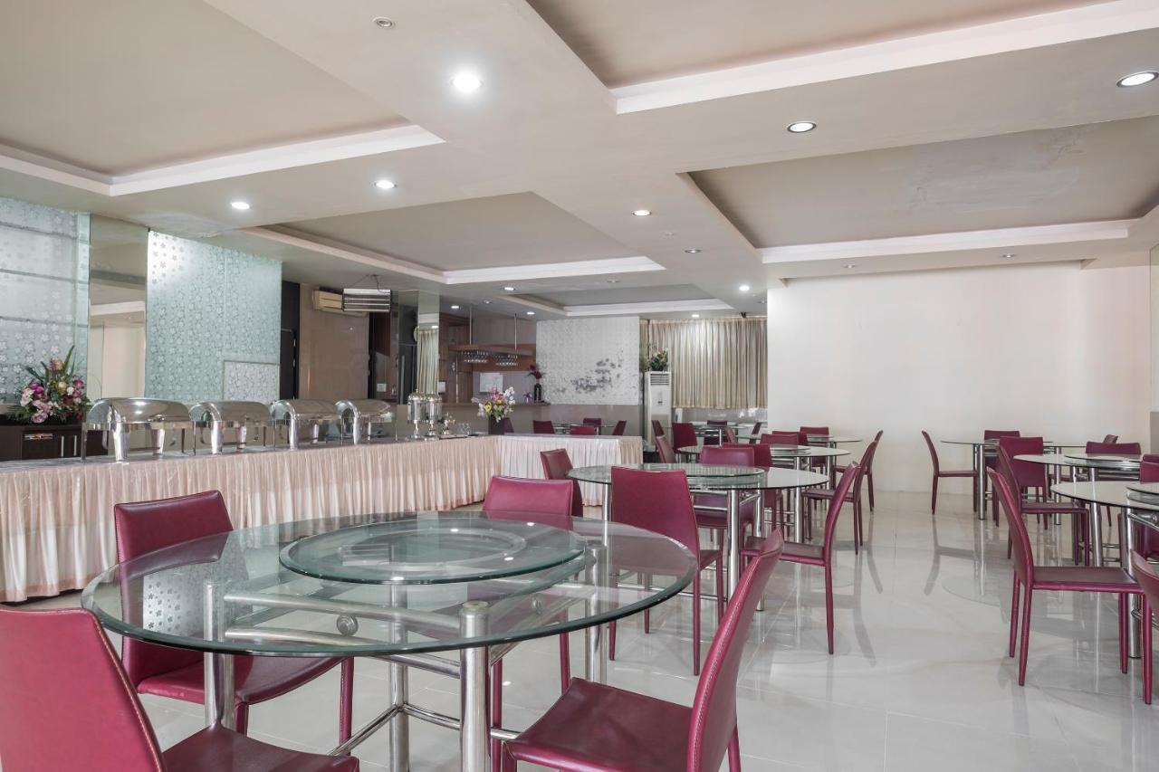 Agraha Andalas Hotel Μακασάρ Εξωτερικό φωτογραφία